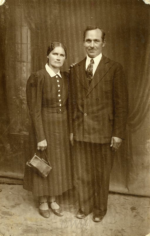 KKE 4024.jpg - Anna (Kluk) i Napoleon Niedroszlańscy, 1938 r.